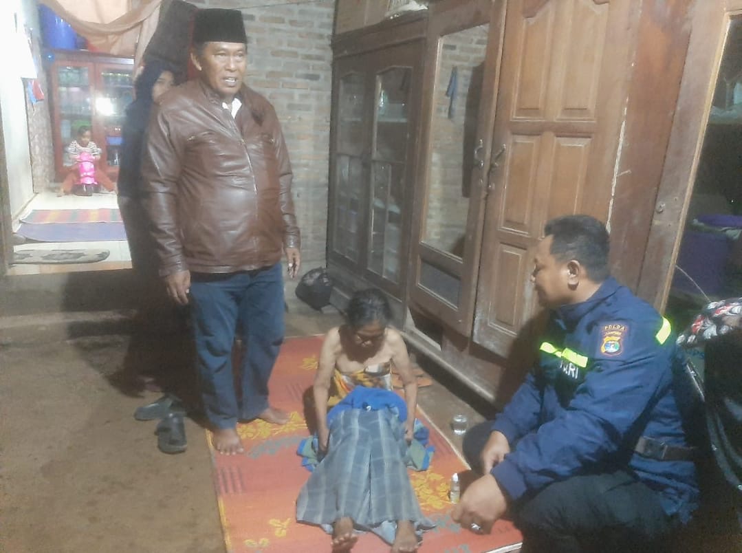 Belajar Arti Kebersamaan dari Nenek 90 Tahun yang Hilang 6 Hari di Kaki TNBBS