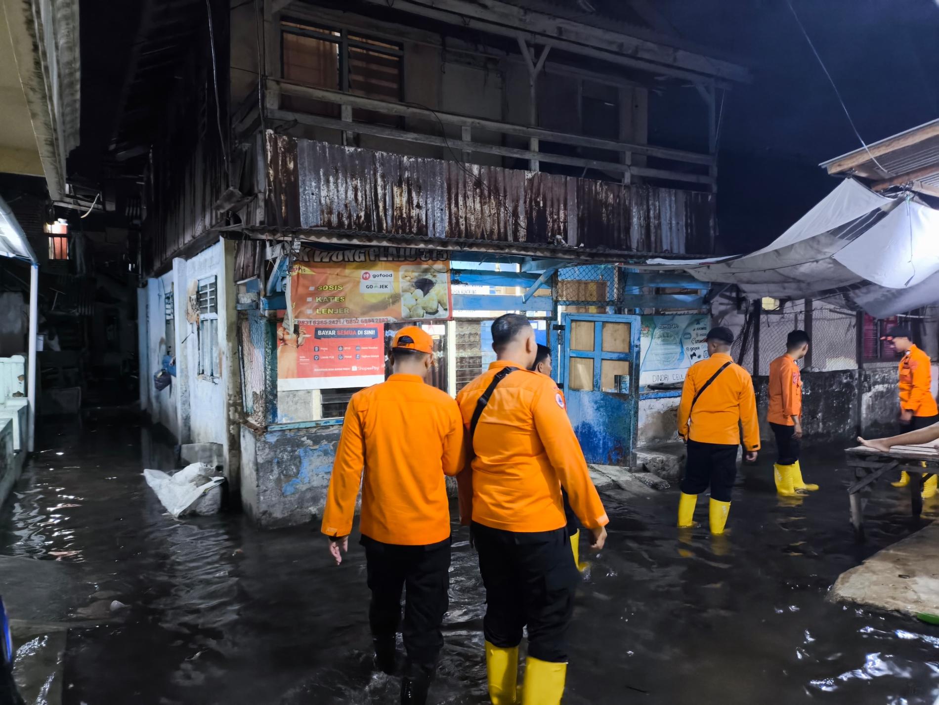 Masyarakat Pesisir Diminta Waspadai Banjir Rob