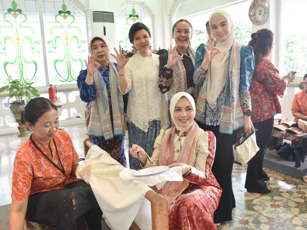 Dekranasda Lampung Gandeng Batik Keris, Angkat Motif Siger dan Kapal Lampung ke Pasar Nasional