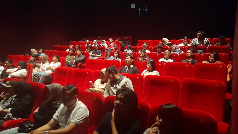 Special Screening Pesugihan Sate Gagak di Semarang, Penonton Diajak Ngakak oleh Kisah Satire Trio Gagak