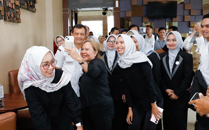 Lantik DPD KPPI Jateng, Gubernur Dorong Beri Edukasi Politik untuk Pemberdayaan Perempuan