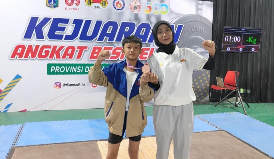 Lifter Pelajar Asal Pesawaran Raih Perunggu di Jakarta, Ketum KONI Bangga