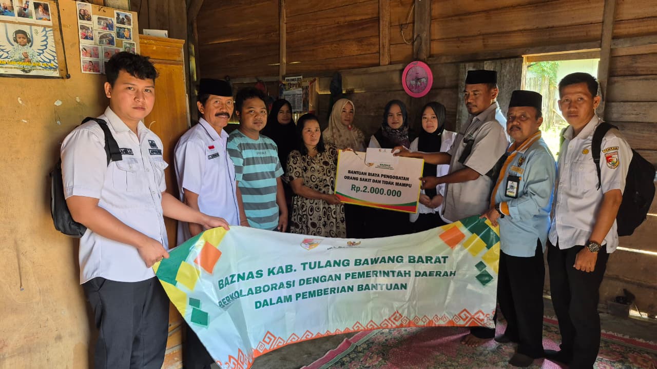 Tersentuh Dengan Kondisi Bayi Fayzan, Baznas Tubaba Salurkan Bantuan