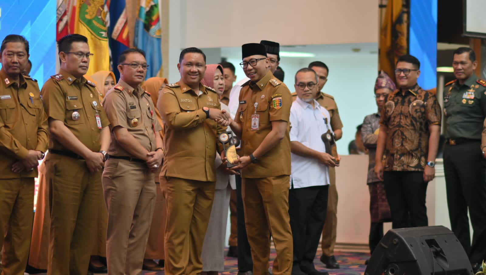 Pertahankan Predikat Informatif, Pesawaran Diganjar Anugerah KIP Lampung 2025