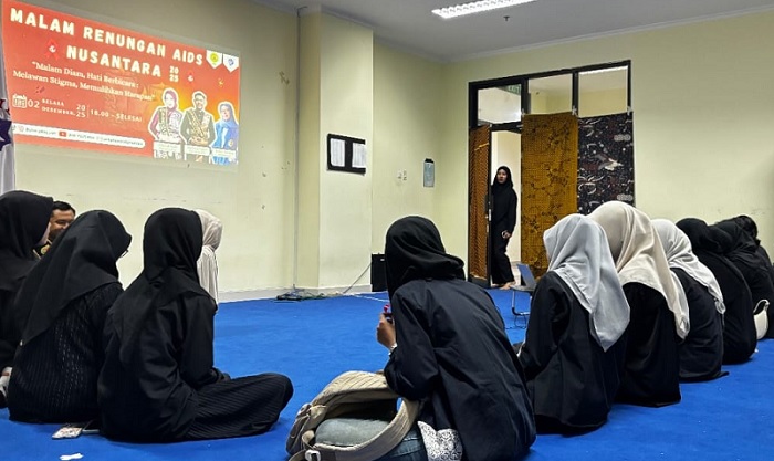 Tumbuhkan Empati, UKM Pilus USM Gelar Malam Renungan AIDS Nusantara 2025