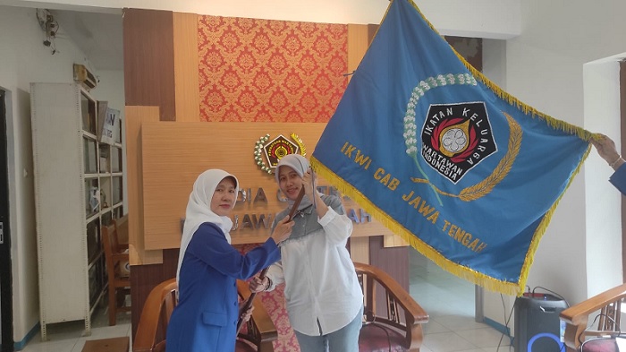 Fifa Setiawan Gantikan Ummi Munawaroh Nakhodai IKWI Jateng