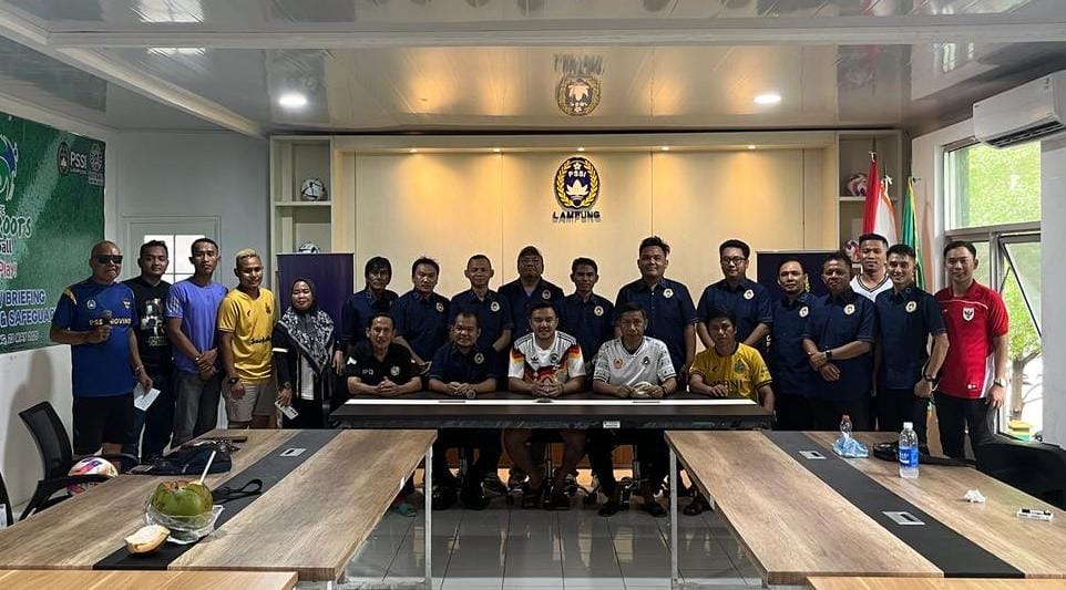 Perdana, PSSI Mesuji Kunjungi PSSI Provinsi Lampung