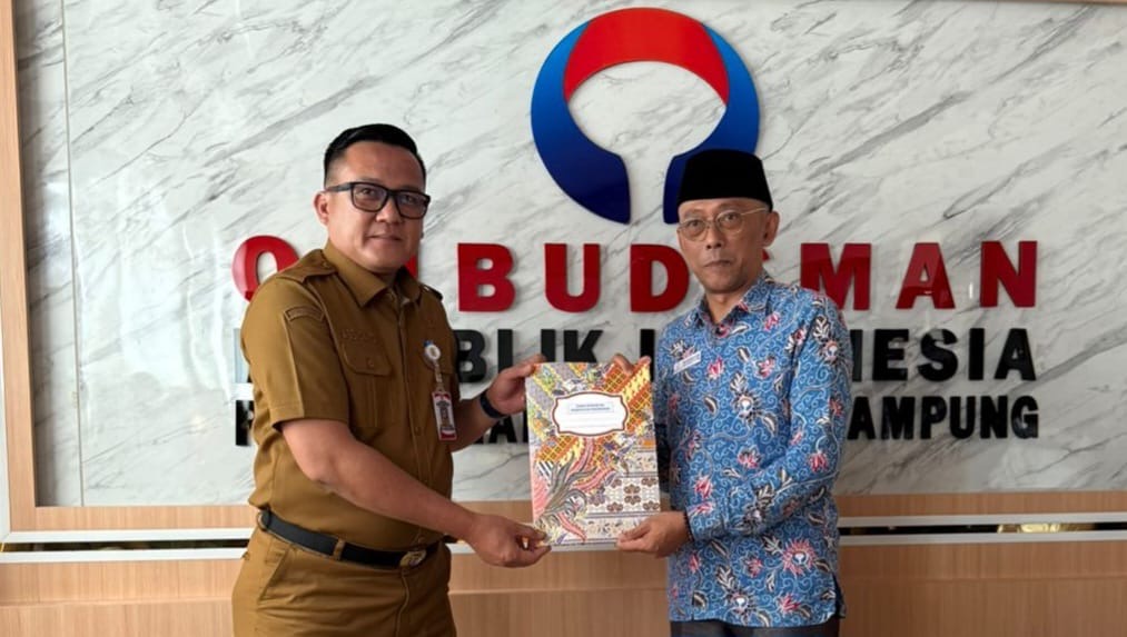 Dinkes Pesawaran Diganjar Penghargaan Terbaik Ombudsman RI