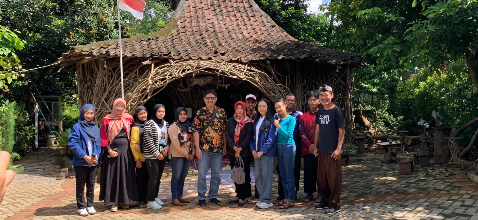 PkM USM Dorong Desa Wisata Nongkosawit Perkuat Konten Digital