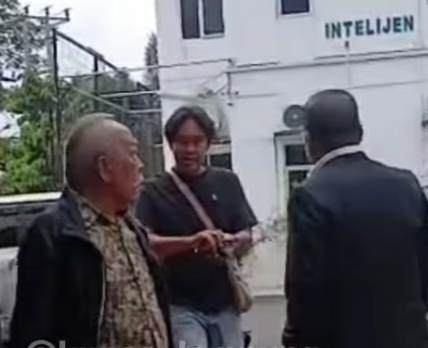 Diperiksa Dugaan Mafia Tanah, Ajudan Kalbadi Terkesan Intimidasi Wartawan