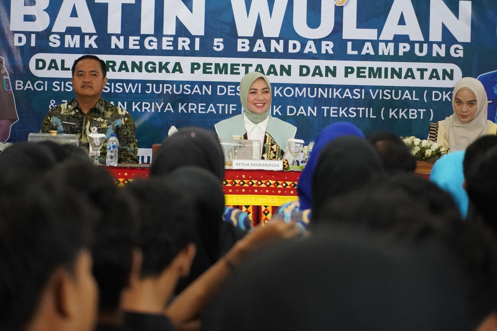 Sinergi Pendidikan dan Dunia Usaha, Dekranasda Lampung Kembangkan Talenta Siswa SMK