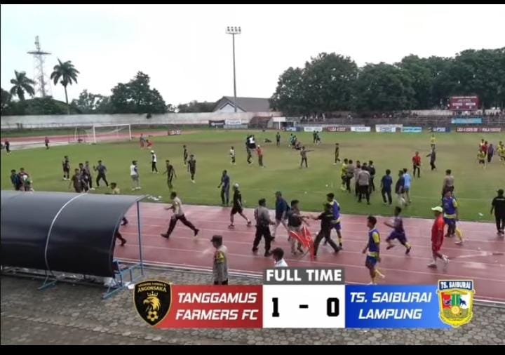Final Liga 4 Angon Saka Tanggamus vs TS Saburai Ricuh