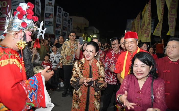 Wali Kota Agustina Buka Pasar Imlek Semawis, Ajak Bersatu untuk Kesejahteraan Semarang