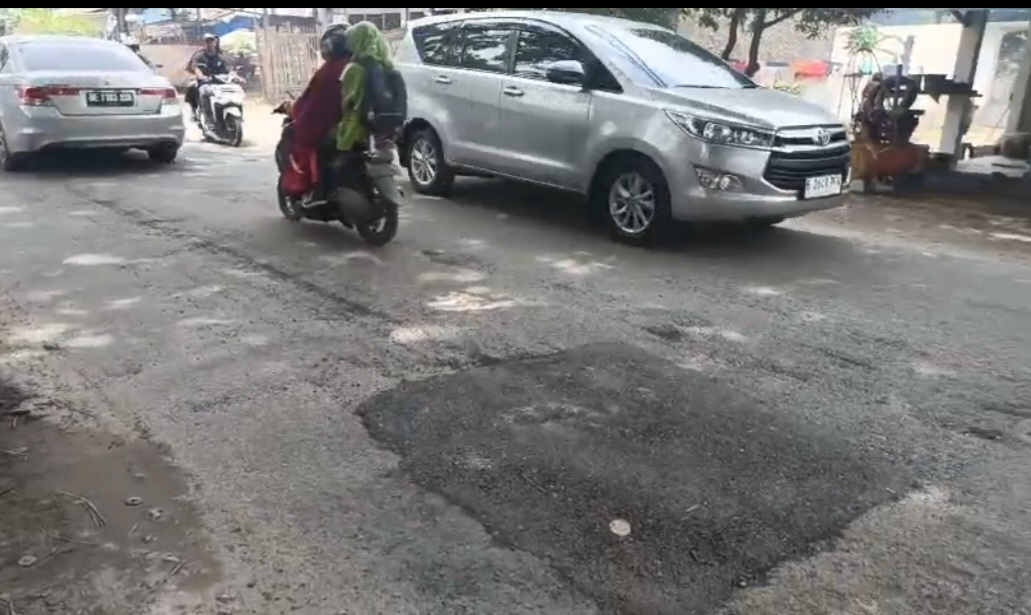 Di Bawah Kepemimpinan Eva Dwiana, Perbaikan Jalan di Bandar Lampung Mulai Dirasakan Warga
