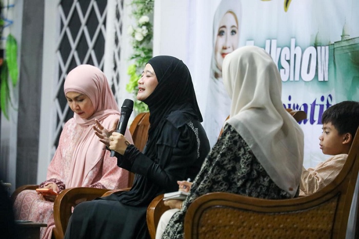 Talkshow Inspiratif, Ning Nawal: Jadikan Semua Aktivitas Ladang Ibadah untuk Akhirat