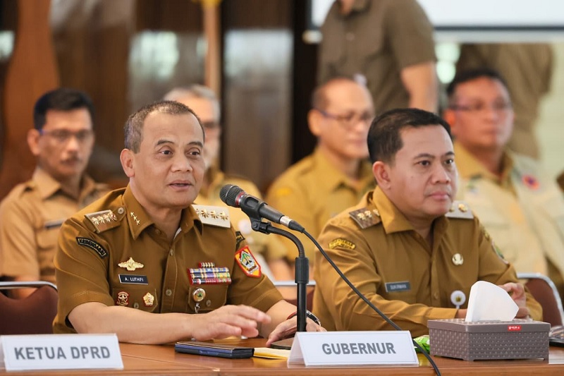 Ingatkan Pengadaan Barang-Jasa di Pekalongan, Gubernur Luthfi:  No Titip, No Jastip!