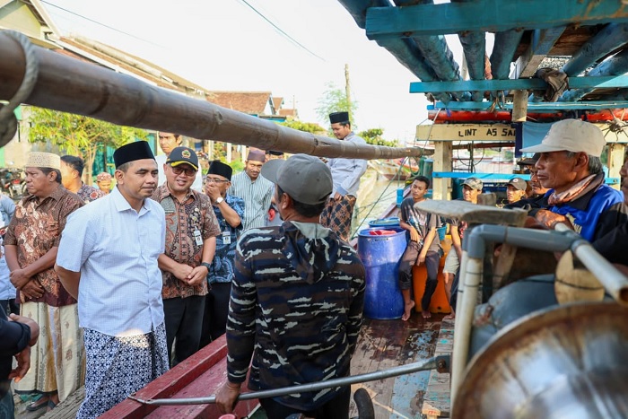 Dermaga Apung, Oase Baru Nelayan Bonang di Tengah Ancaman Daratan yang Menyusut