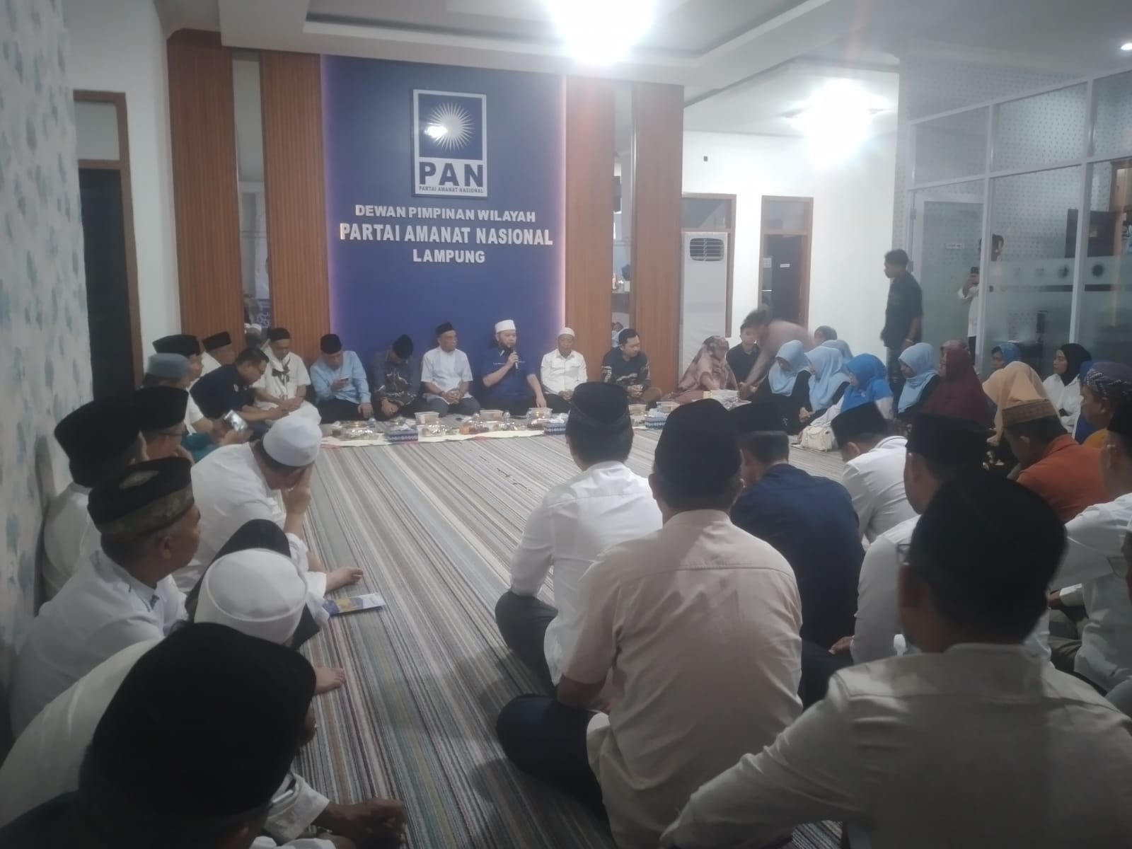 Bukber PAN Berbagi 350 Sembako, Hazizi: Jadikan Ramadan Momen Tingkatkan Target Ibadah 