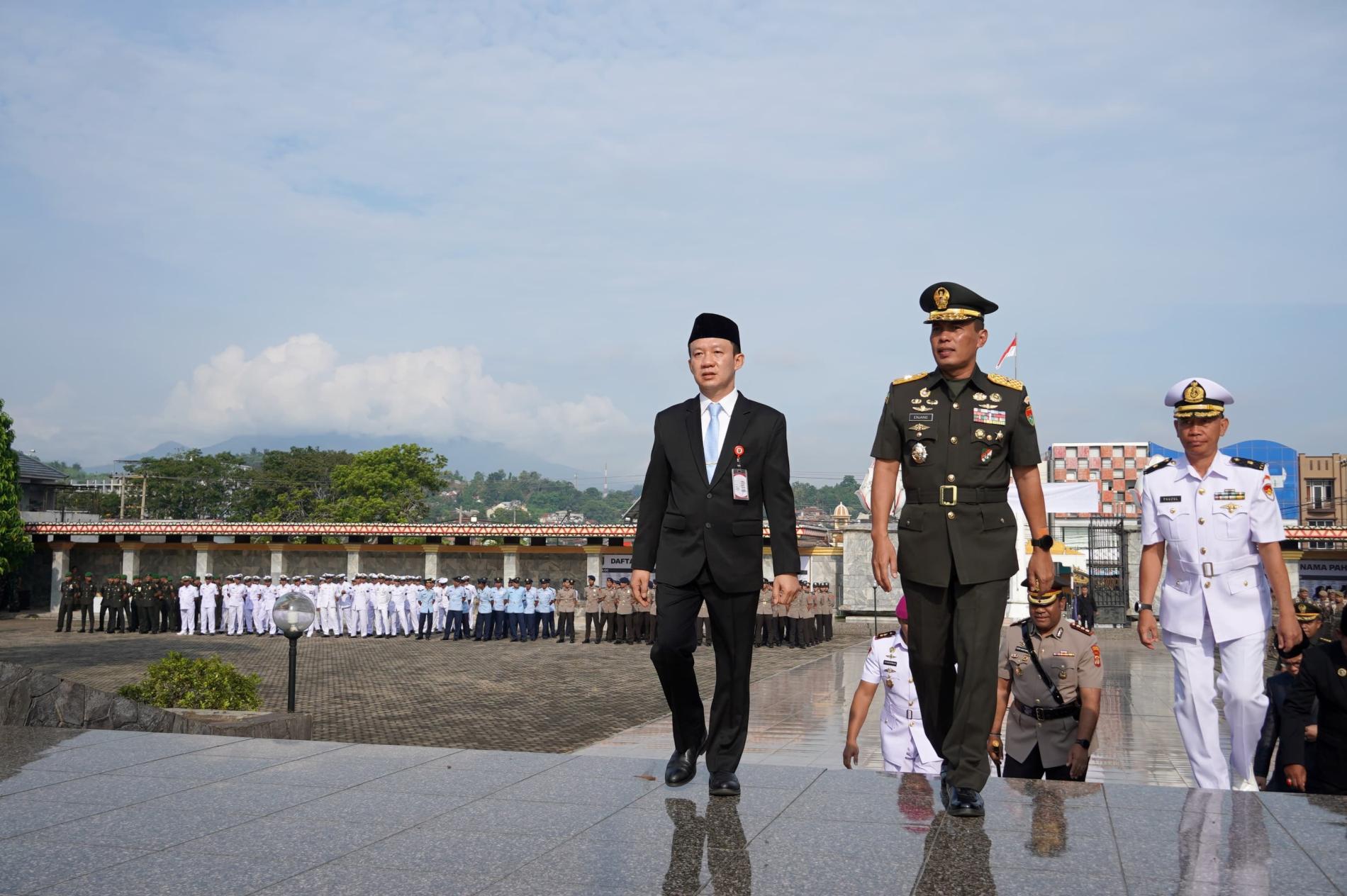 Upacara Ziarah di TMP Warnai Peringatan Hari Jadi ke-62 Provinsi Lampung