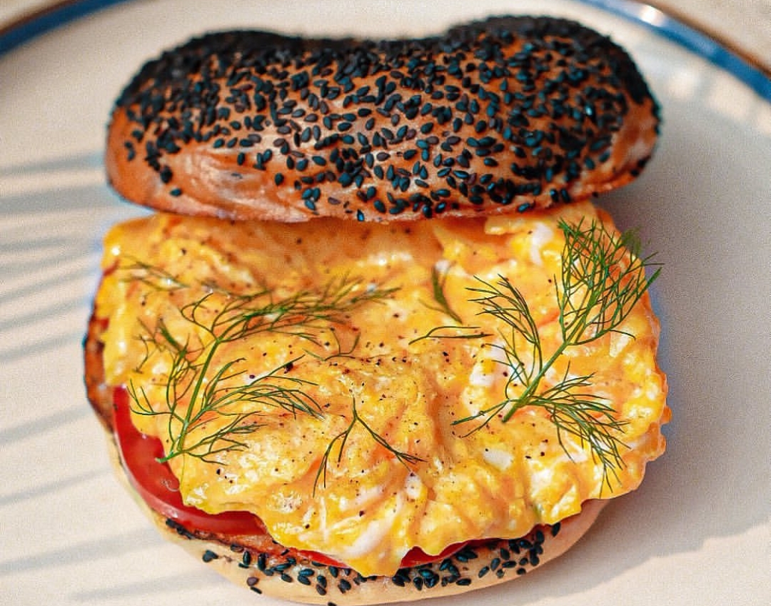 Breakfast Bunch Bagel 