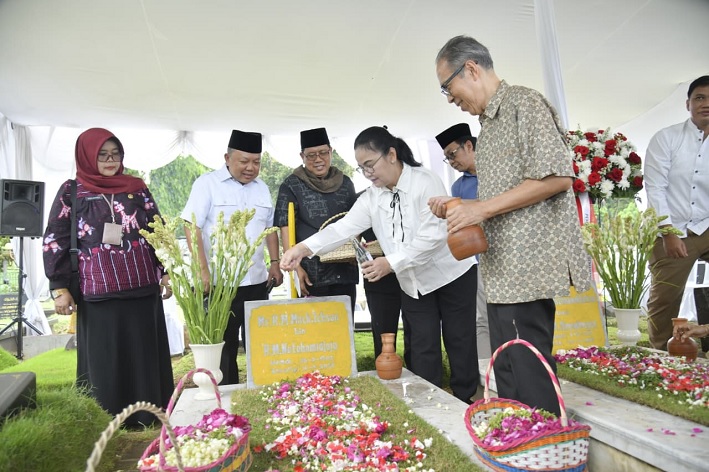Ziarahi Makam Pendahulu, Wali Kota Agustina: Fondasi Semarang Adalah Keteladanan