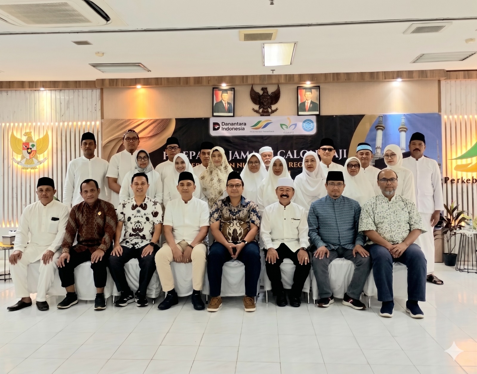 PTPN I (Persero) Regional 7 Lepas Jajaran Karyawan Menuju Baitullah