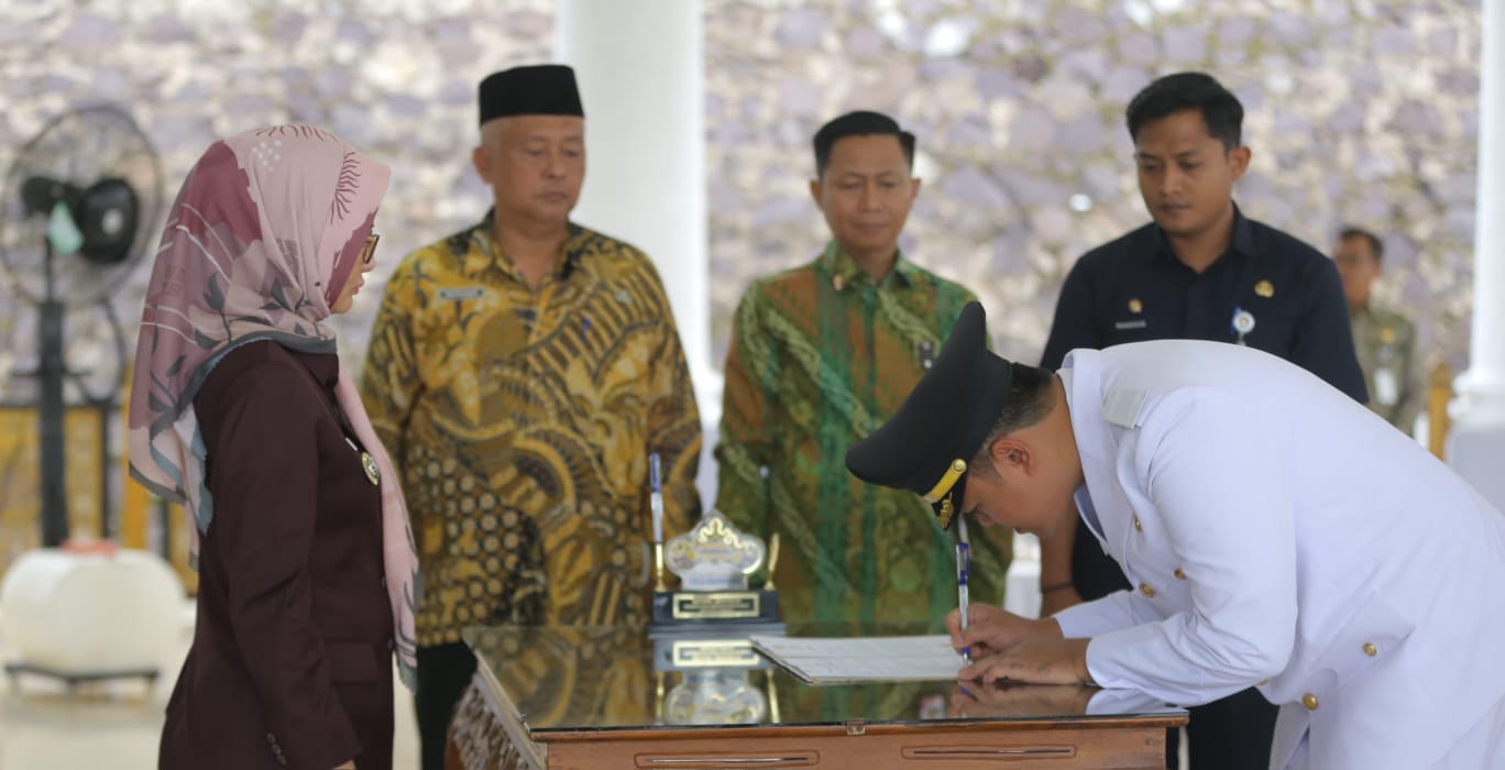 Bupati Nanda Lantik Pejabat, Termasuk Sekdisdikbud Hingga Direktur RSUD Pesawaran