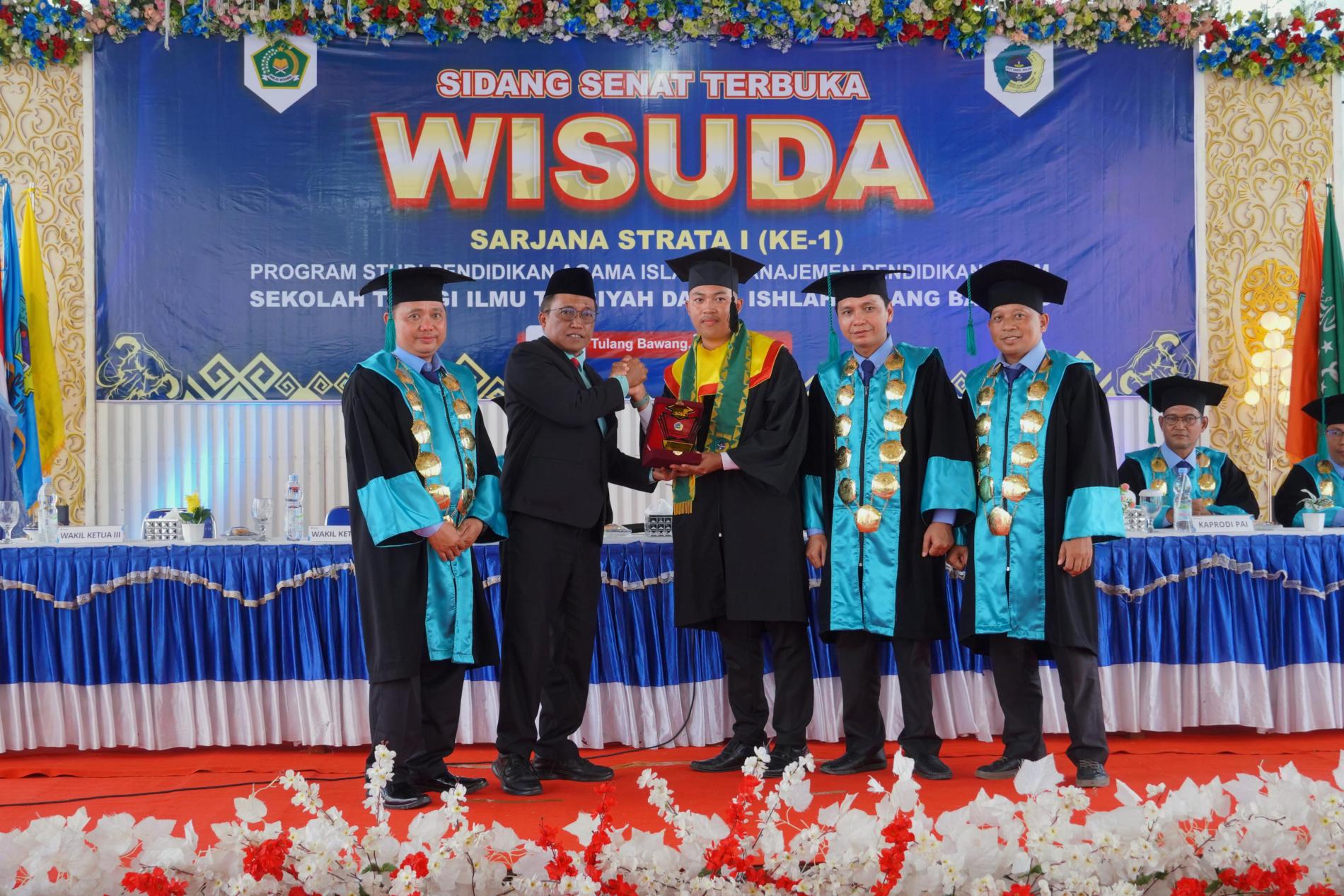 Pemprov Lampung Tekankan Peran Strategis Lulusan Tarbiyah di Era Perubahan