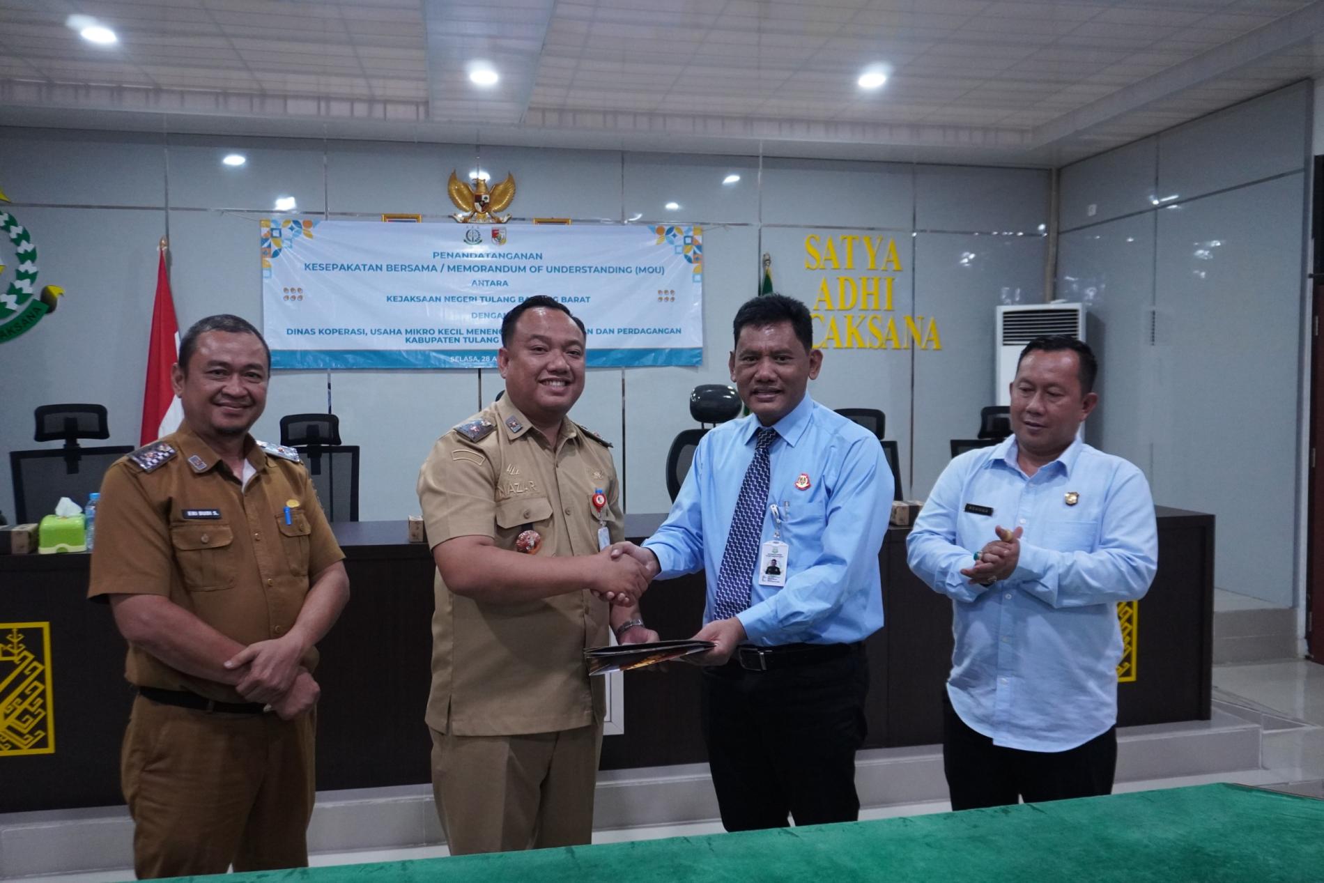 MoU Diskoperindag Tubaba dengan Kejari, Perdagangan dan Koperasi Diperkuat