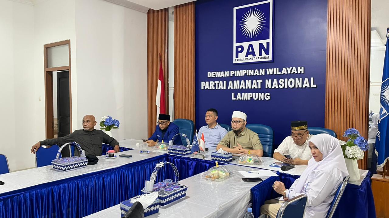 Ketua Umum PAN Zulkifli Hasan Hadiri Konsolidasi Akbar Rakerwil Di Novotel