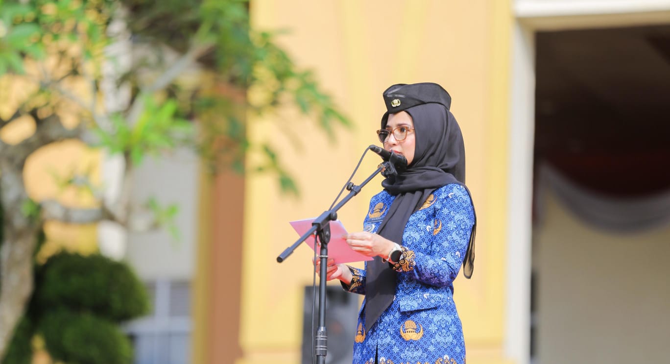 Pimpin Upacara Hardiknas 2026, Bupati Nanda Bacakan Amanat Mendikdasmen RI