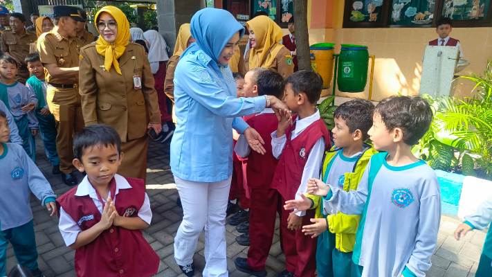 Wabup disambut para siswa Istimewa Sidak