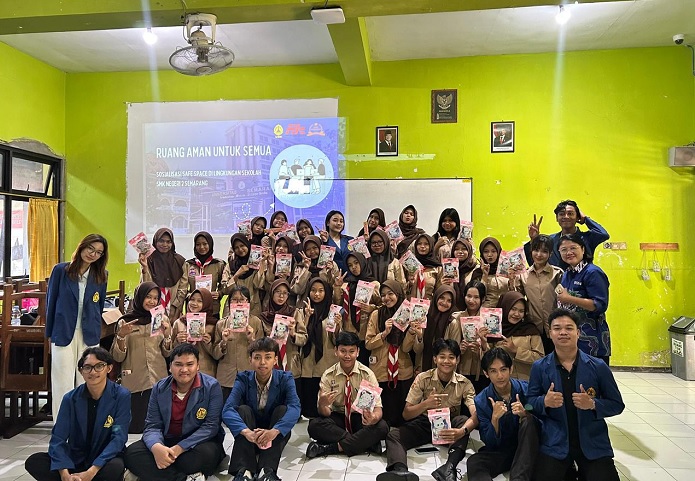 Mahasiswa Ilkom USM Ajak Siswa SMKN 2 Semarang Wujudkan Ruang Aman