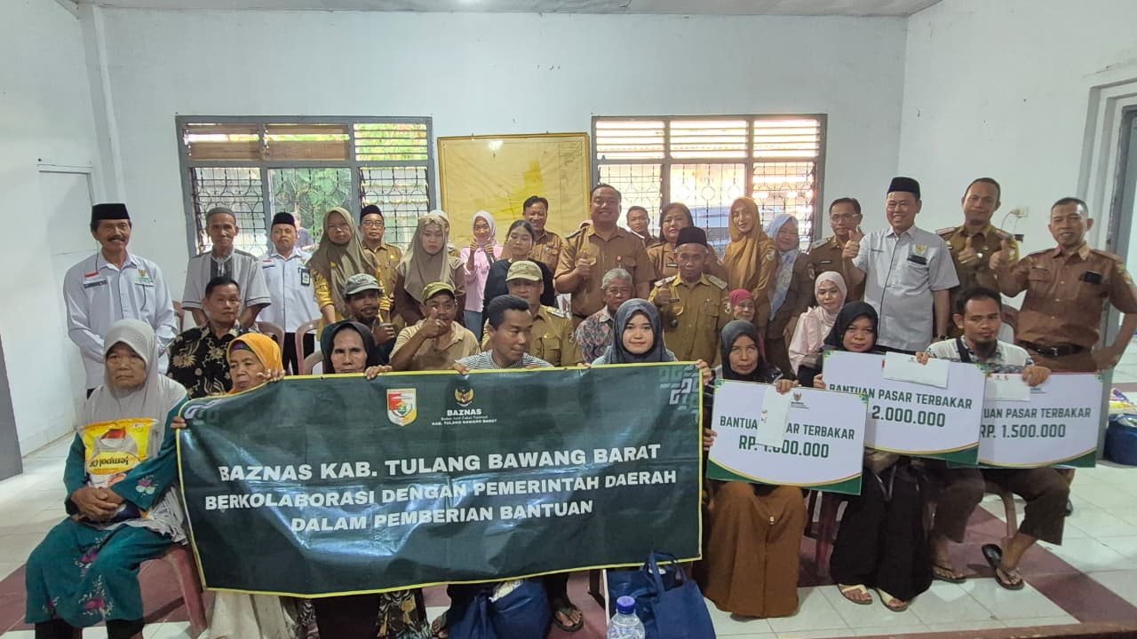 Baznas dan Pemkab Tubaba Hadir untuk Korban Kebakaran Pasar Mulya Kencana
