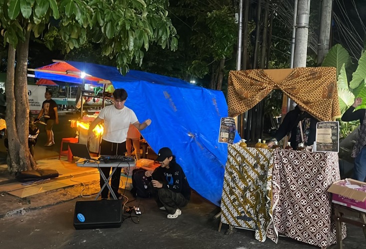 Heboh Jampi Kalcer, Cara Unik Mahasiswa Ilkom USM Bikin Jamu Jadi Minuman Gaul Gen Z