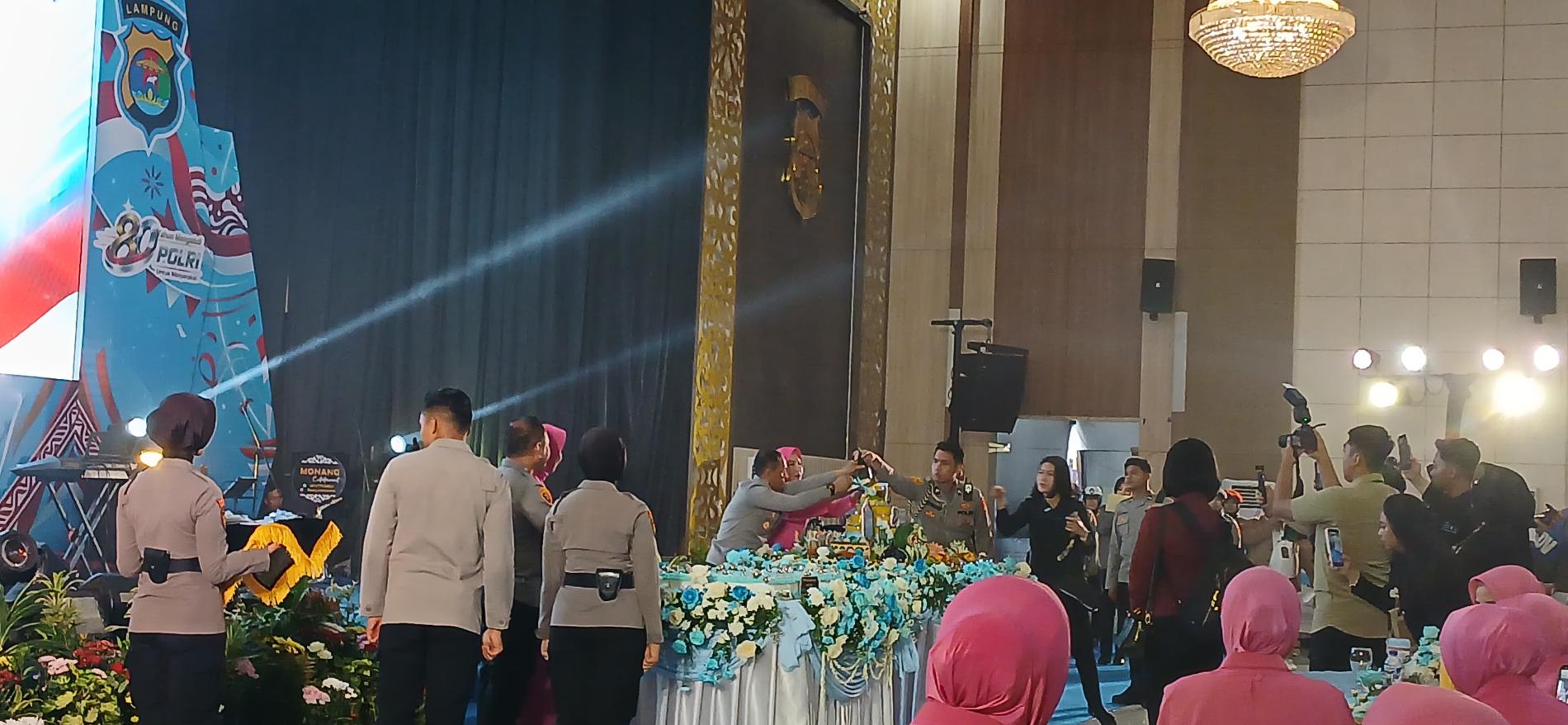 Polda Lampung Gelar Syukuran Hari Bhayangkara ke-80, Tegaskan Komitmen Pengabdian kepada Masyarakat