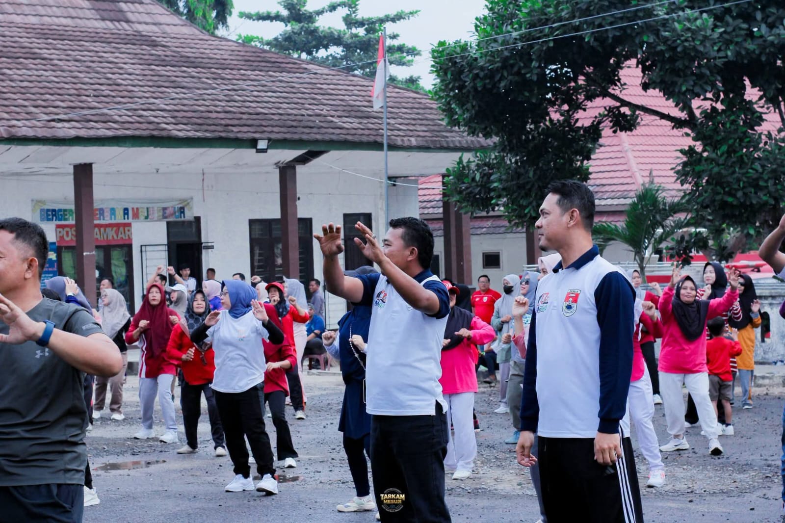 Karang Taruna Dukung Program KONI Lewat Senam dan Nobar Piala Dunia