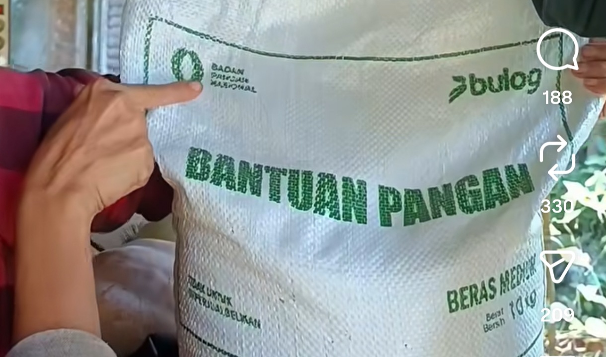 Kemasan Beras Bantuan Pangan Bulog