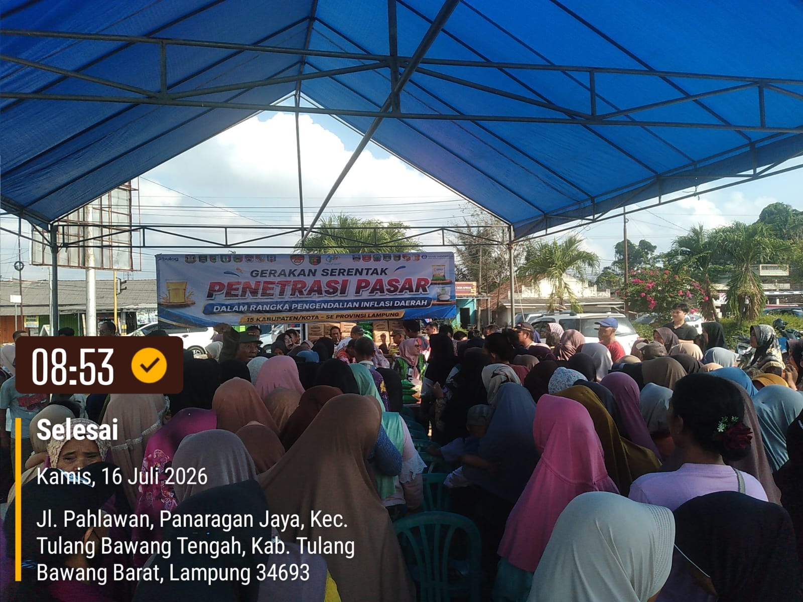 Ratusan Warga Serbu Penetrasi Pasar Tubaba, 6 Ton Beras dan 7.000 Liter Minyak Murah Digelontorkan