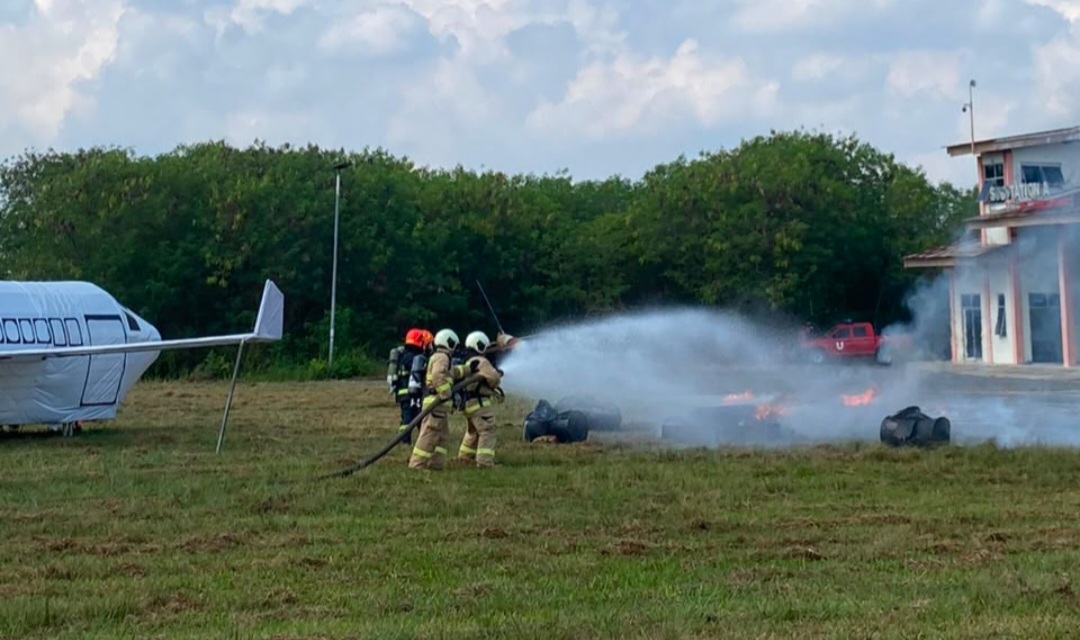 Damkar Kota Bandarlampung Ikut Bagian Gelar Airport Emergency Exercise dan Airport Contingency Exercise 2026 Di Bandar Udara Radin Inten