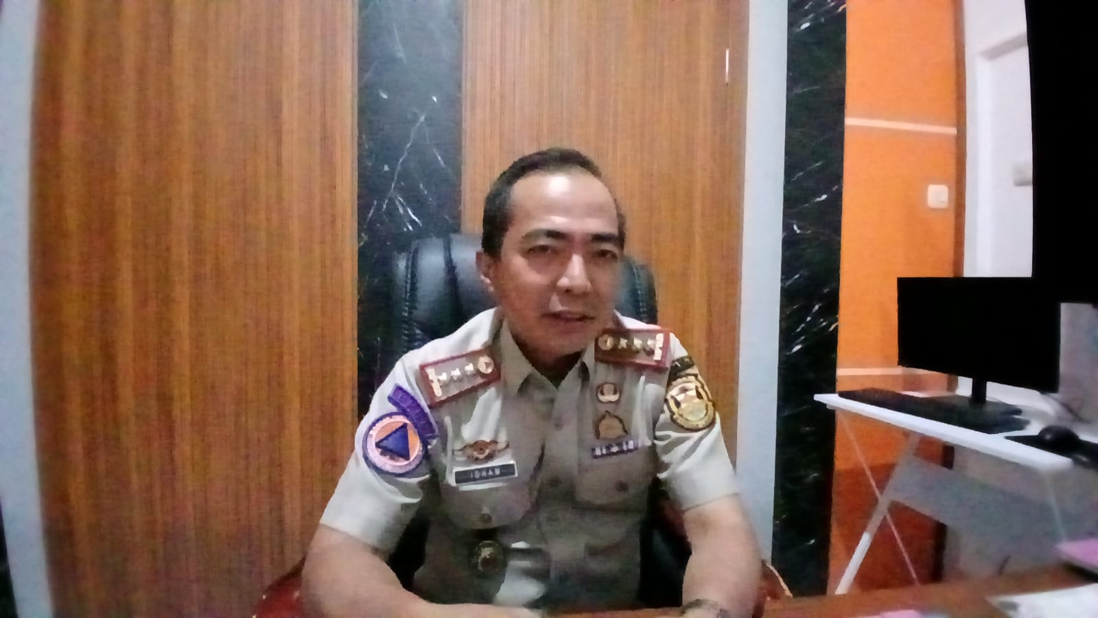 BPBD Kota Bandarlampung Salurkan Air Bersih untuk 150 Warga Perumahan Alam Asri yang Terdampak Kekeringan