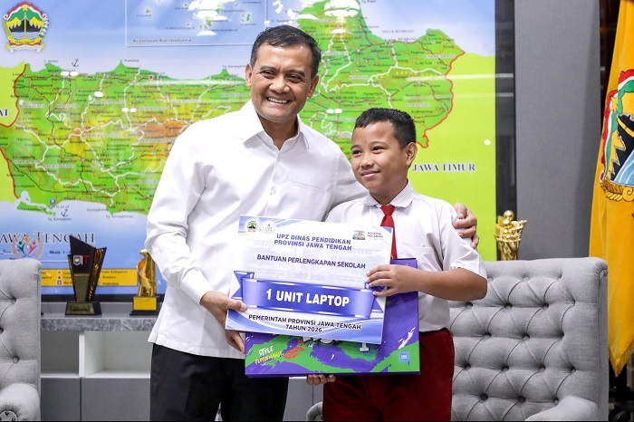 Temukan Celah Keamanan NASA, Bocah SD Boyolali Dihadiahi Laptop Gubernur Luthfi