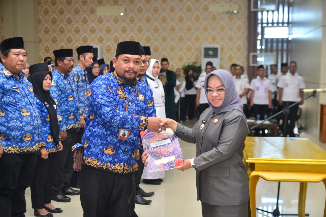 Bupati Elfianah Lantik 27 Pejabat dan 1 Kades PAW, Tegaskan Tak Ada Jual Beli Jabatan