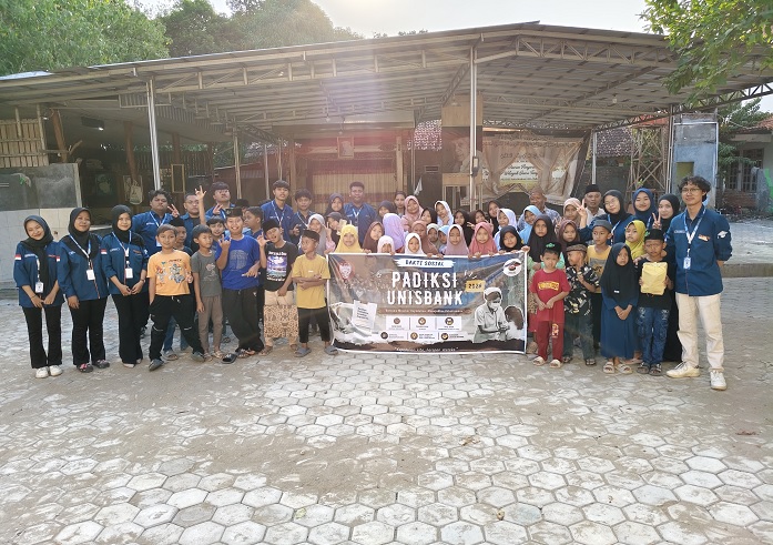 Menebar Kepedulian di Pranten: Aksi Nyata Mahasiswa PADIKSI Unisbank Wujudkan Kebersamaan