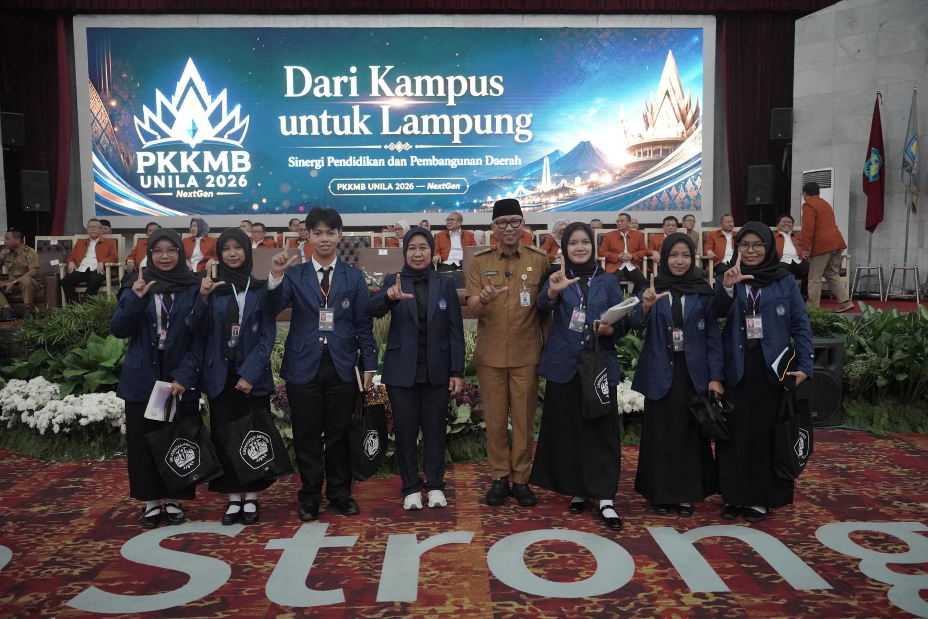 Gubernur Mirza Dorong Mahasiswa Baru Unila Jadi Agen Perubahan dan Pembangunan Lampung