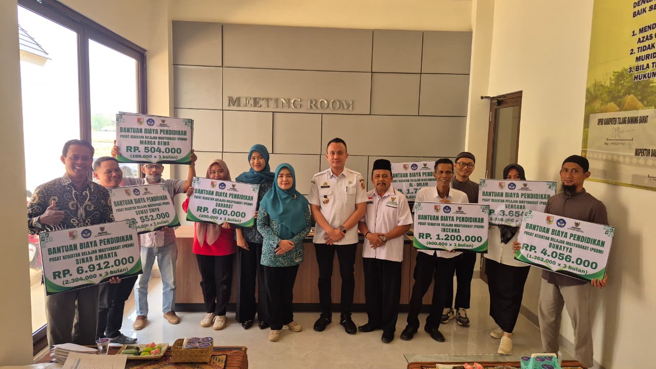 BAZNAS Tubaba Salurkan Rp20,8 Juta Bantuan Pendidikan untuk 72 Mustahik Putus Sekolah