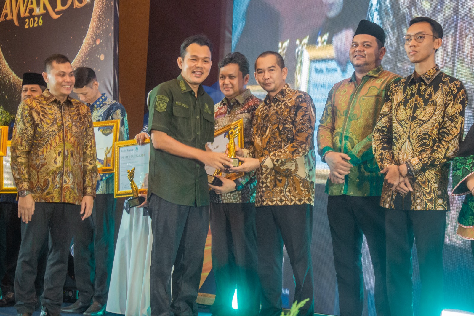 Perseroda PITS Raih Radar Banten Award 2026 Berkat Inovasi Layanan Digital SIPITS Mobile