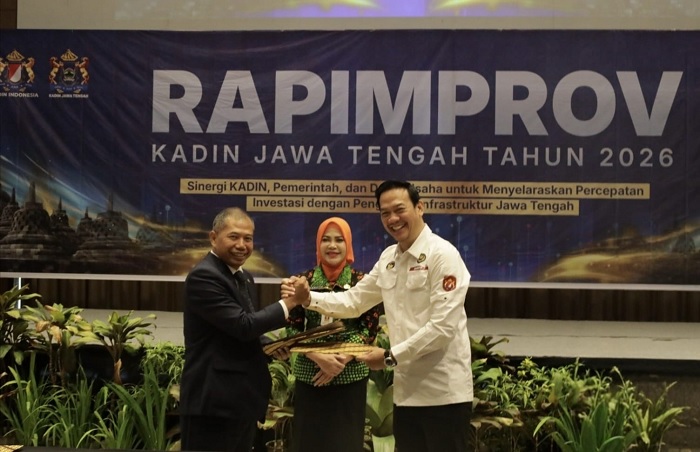 Perkuat Ekosistem Ekonomi dan UMKM, USM Gandeng Kadin Jateng Teken MoU