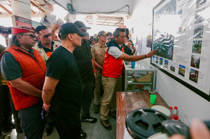 Gubernur Jateng Evaluasi Pascakebakaran Sumbing: Fokus Air Bersih dan Rehabilitasi Lahan