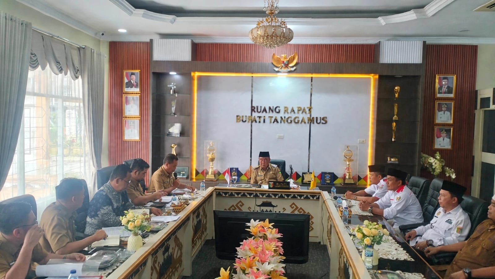 Bupati Tanggamus Terima Audiensi APDESI Merah Putih, Bahas Kantor hingga Kesejahteraan Aparatur Pekon